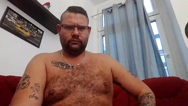 sexykevin17cm online show from November 27, 2025, 3:14 pm