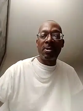 William719 online show from April 23, 2026, 7:38 pm