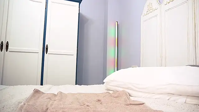 Snapshot of new_dee chatting on March 5, 2025, 12:22 pm new dee online show from March 5, 2025, 12:22 pm