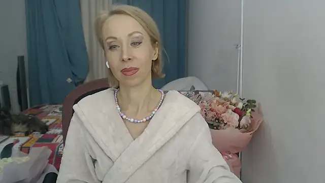 LuxuryNika online show from January 25, 2025, 7:39 pm