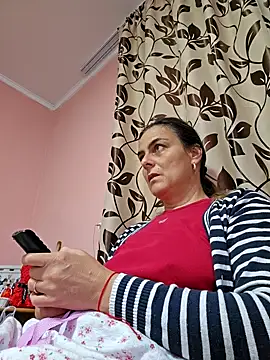 IsabelleCraft online show from March 8, 2025, 7:05 am