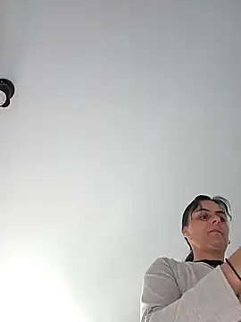 IsabelleCraft online show from September 11, 2025, 6:46 am