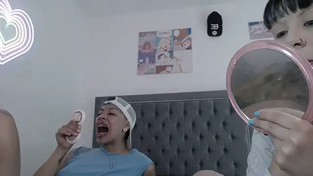 dulce maria x online show from December 29, 2024, 5:44 pm