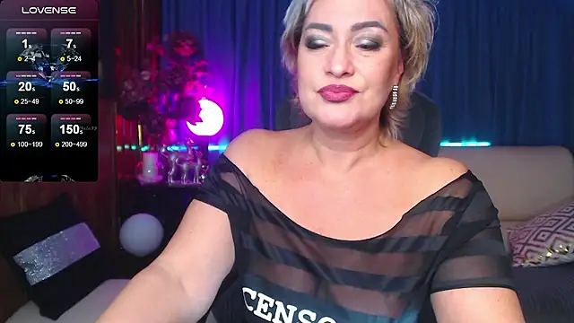 Ellen Ripley online show from December 6, 2024, 1:11 pm