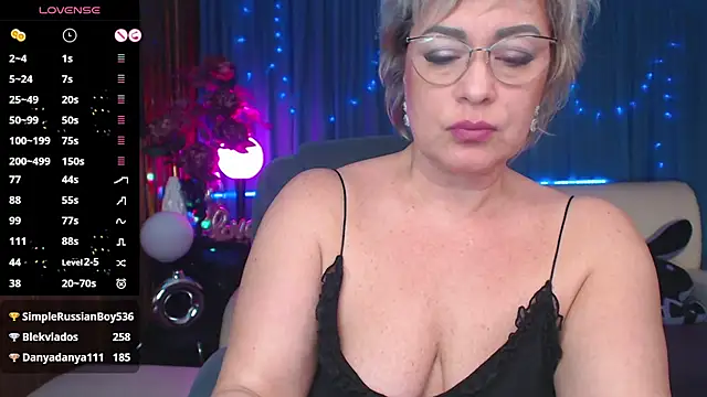 Ellen Ripley online show from March 11, 2025, 12:39 pm