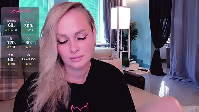 Libby Nora online show from September 8, 2025, 2:27 pm