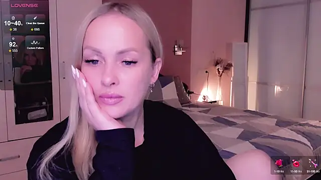 Libby Nora online show from October 15, 2025, 9:09 am