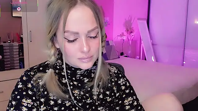 Libby Nora online show from April 28, 2026, 9:25 am