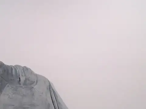 Snapshot of Coco_121 chatting on December 2, 2025, 12:27 am Coco 121 online show from December 2, 2025, 12:27 am