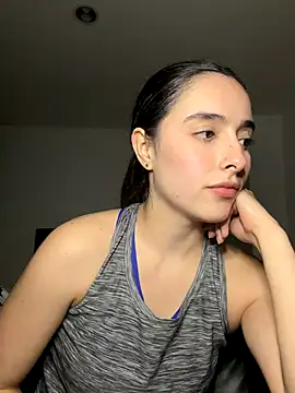 swrennn19 online show from October 22, 2025, 12:44 am