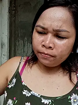 XXLorie 02 online show from March 19, 2025, 5:52 am