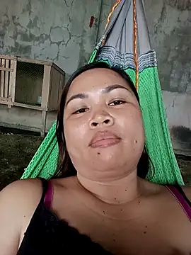 XXLorie 02 online show from February 3, 2026, 2:53 am