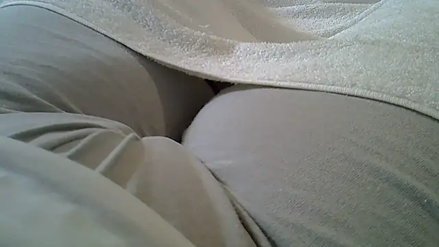 perescam online show from December 16, 2025, 2:22 pm