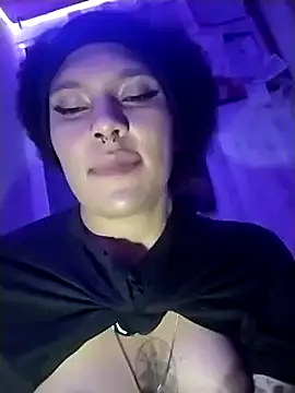 LUNAdeMARTE online show from December 22, 2024, 6:17 am