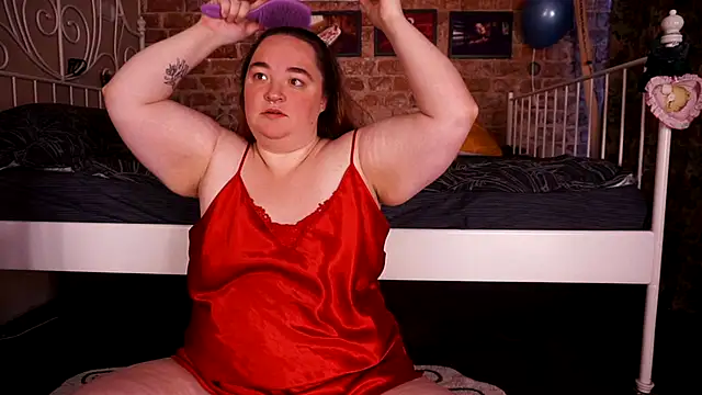 Evelively online show from September 30, 2025, 5:23 am