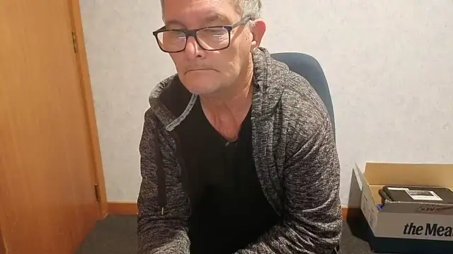 Snapshot of bigballnz chatting on June 29, 2026, 7:03 pm bigballnz online show from June 29, 2026, 7:03 pm
