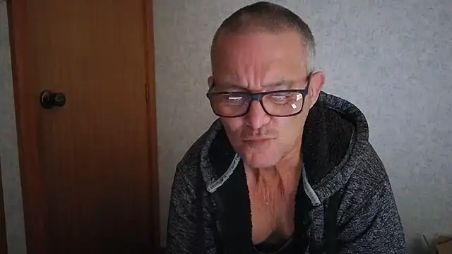 Snapshot of bigballnz chatting on July 20, 2026, 10:01 pm bigballnz online show from July 20, 2026, 10:01 pm