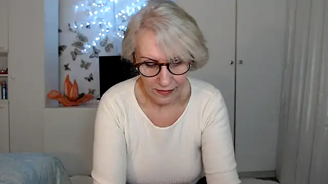 Ghertrude52 online show from February 21, 2025, 7:34 am