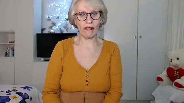 Ghertrude52 online show from March 5, 2025, 4:13 am