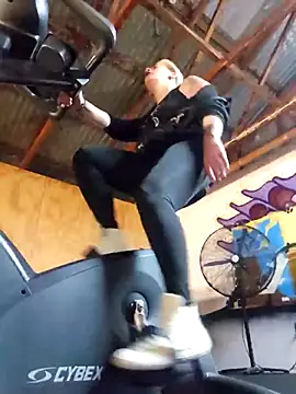 PinkTheHawk online show from November 16, 2025, 10:59 pm