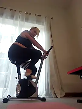 PinkTheHawk online show from January 11, 2026, 10:26 pm