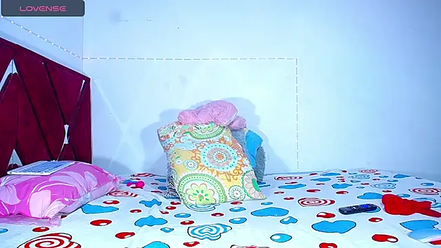 DanisaBrown online show from December 14, 2024, 6:30 pm