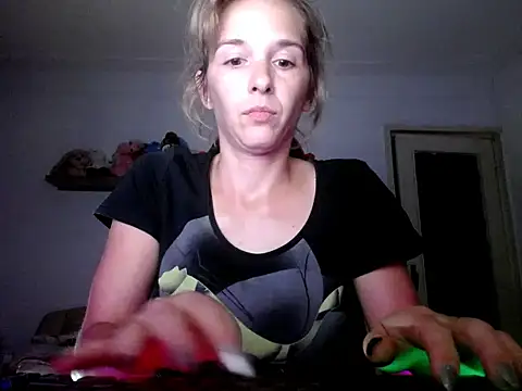 SexxyLety online show from September 13, 2025, 7:46 pm