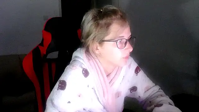 SexxyLety online show from October 4, 2025, 6:39 pm