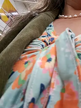 emma tour online show from October 4, 2025, 7:01 pm