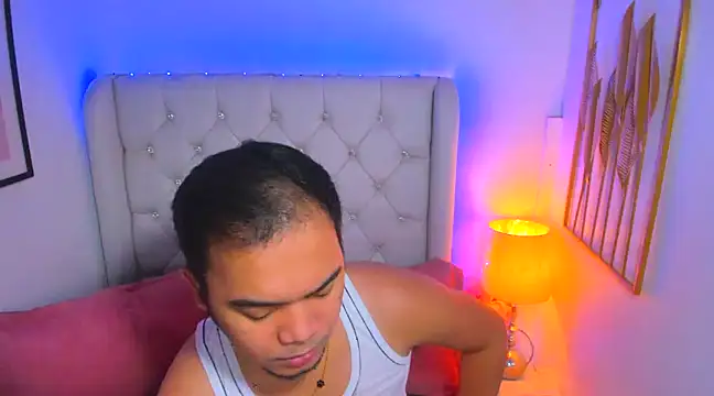 AsianZero online show from February 4, 2025, 5:23 pm