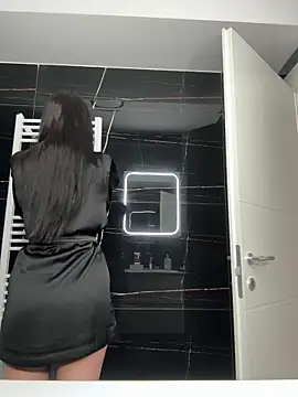 Rileysim88 online show from January 5, 2025, 9:05 am