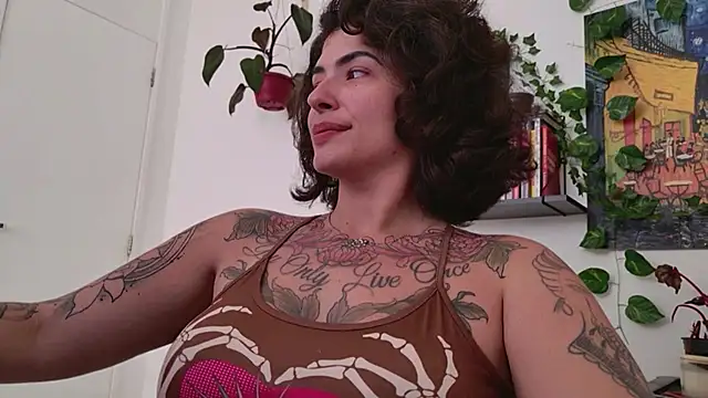 TaliMajesty online show from December 5, 2025, 6:15 pm