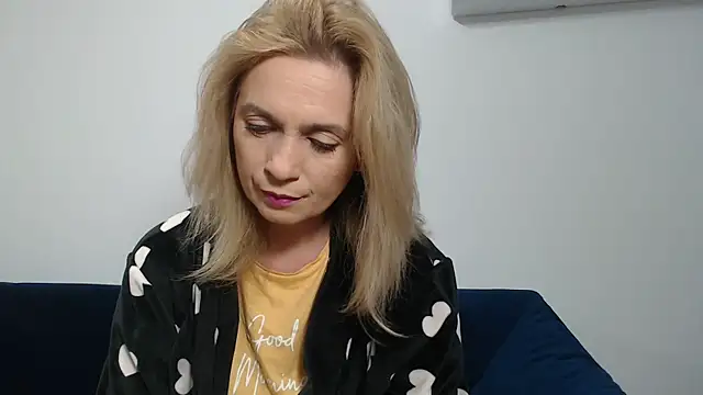 MysticCreature online show from January 2, 2025, 5:14 am