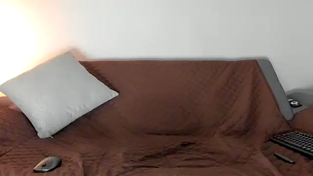 camilo restrepo21 online show from February 9, 2025, 4:57 am