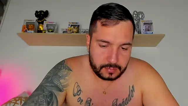 camilo restrepo21 online show from January 9, 2026, 12:35 am