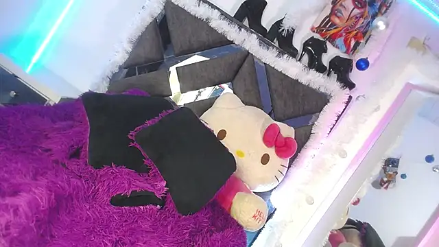 Salo hot04 online show from January 19, 2025, 3:39 am