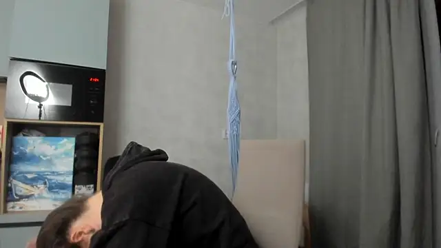 why again me online show from October 11, 2025, 6:06 pm