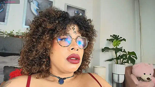 Snapshot of valerieharris chatting on June 19, 2026, 3:55 am valerieharris online show from June 19, 2026, 3:55 am
