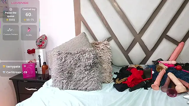 matureluna online show from February 20, 2026, 4:29 pm