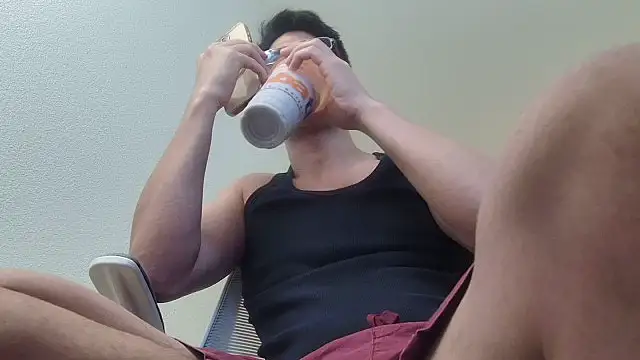 Snapshot of SebastianReiss chatting on August 8, 2026, 6:37 am SebastianReiss online show from August 8, 2026, 6:37 am