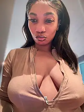   Nessa   online show from October 5, 2025, 11:19 am