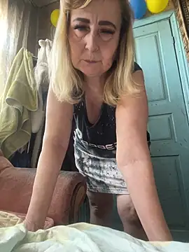 Irina2909xh online show from March 22, 2025, 10:28 am