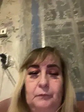 Irina2909xh online show from March 22, 2025, 8:48 pm