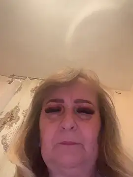 Irina2909xh online show from September 20, 2025, 10:00 pm