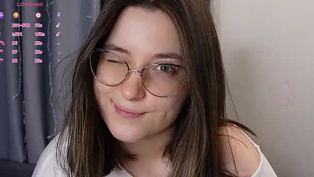 BeckyMartens online show from September 12, 2025, 2:22 am