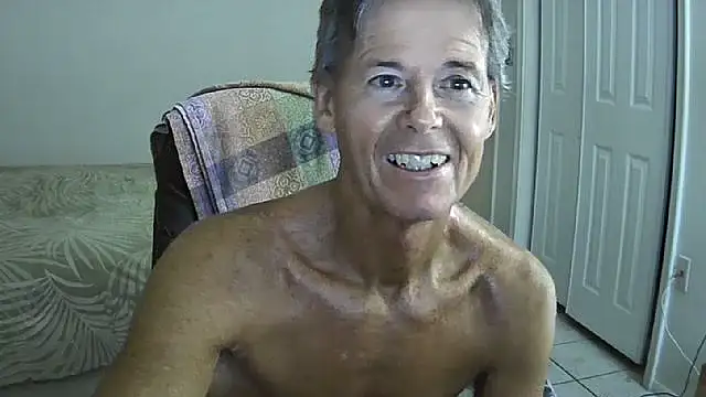 nakeedcowboi65 online show from October 19, 2025, 9:32 am