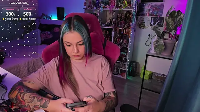 ChloeKohaku online show from February 3, 2025, 5:40 am