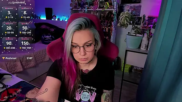 ChloeKohaku online show from February 11, 2025, 9:42 am