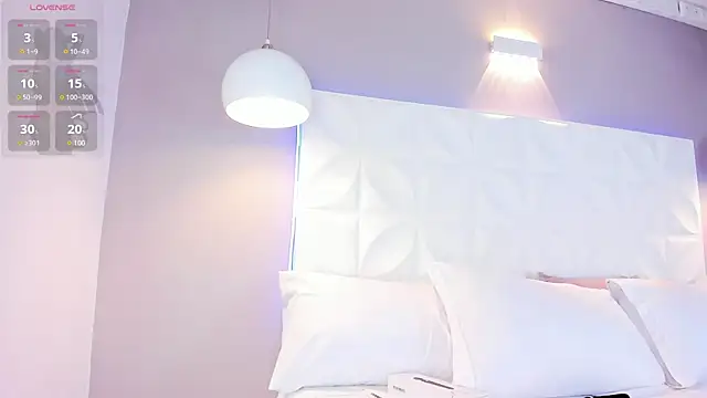 Alexis camX online show from December 28, 2024, 2:53 pm