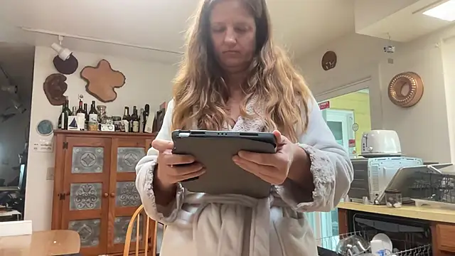 MissMera online show from December 23, 2024, 5:43 pm